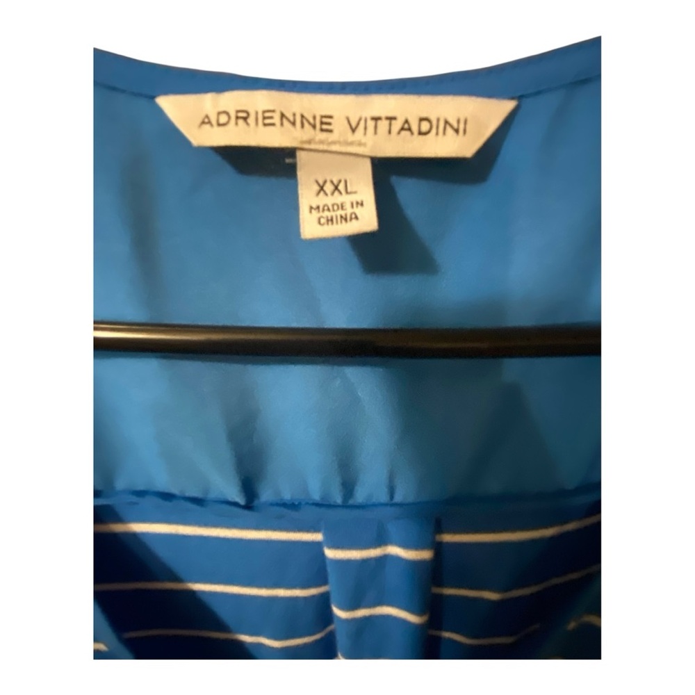 Adrienne Vittadini Blue and White Striped V-Neck Top - Picture 4 of 4
